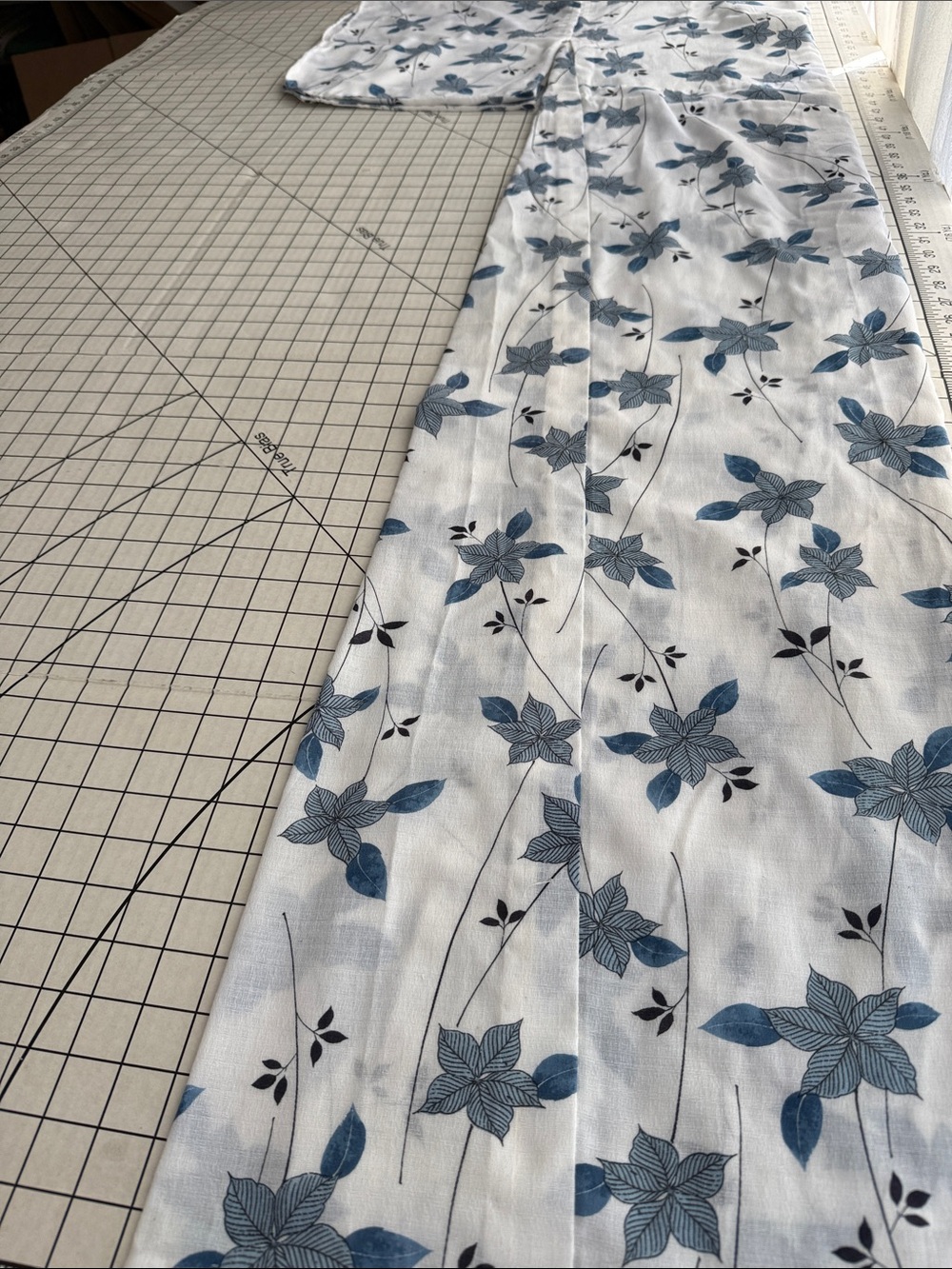 Custom Made Kimono Style Robe Blue Floral Lightweight Lounge Cover Up Boho 60”